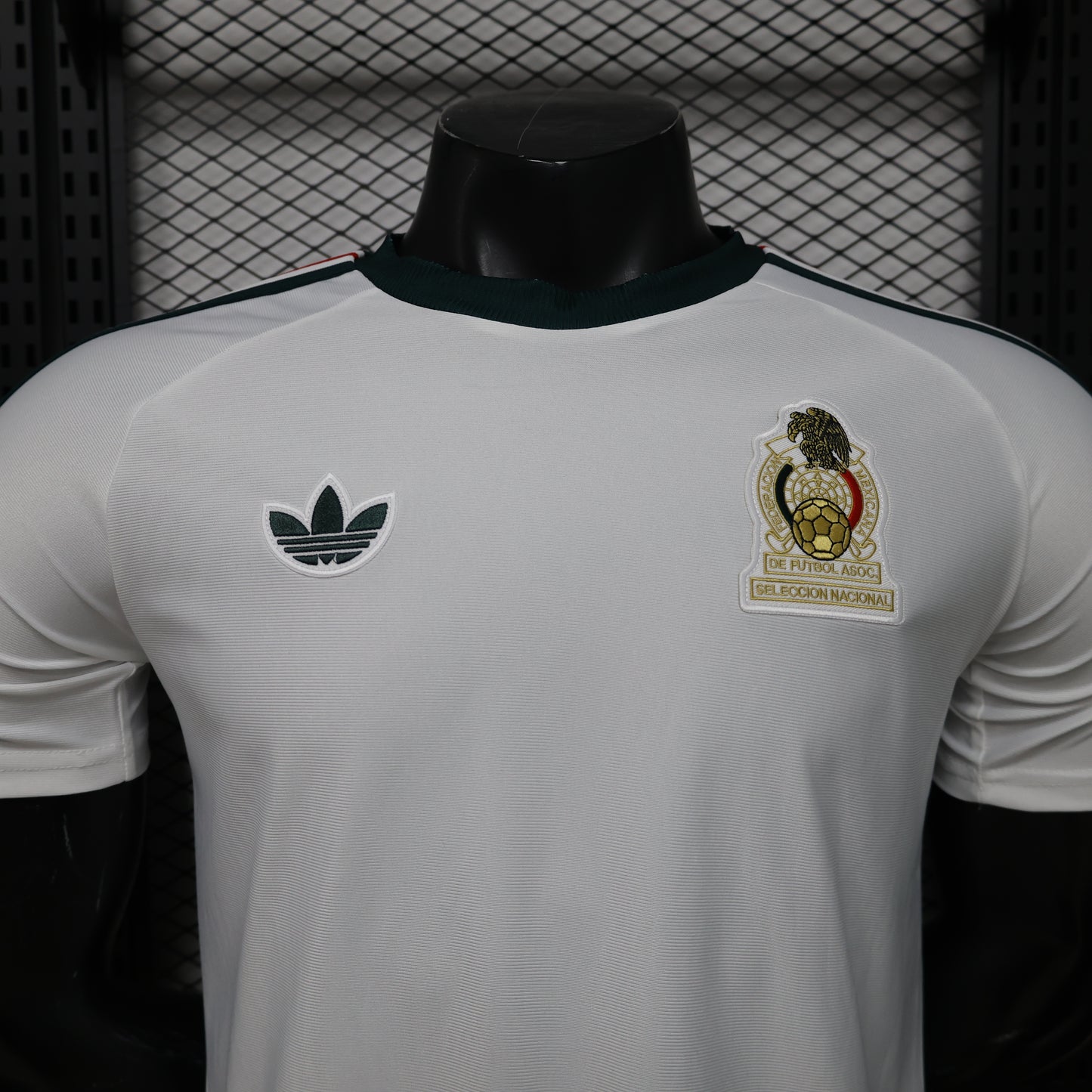 Player 26. Mexican Casual Retro